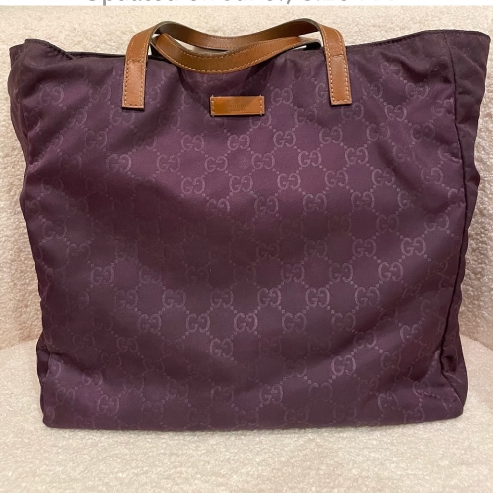 Authentic Gucci Tote - Picture 4 of 7